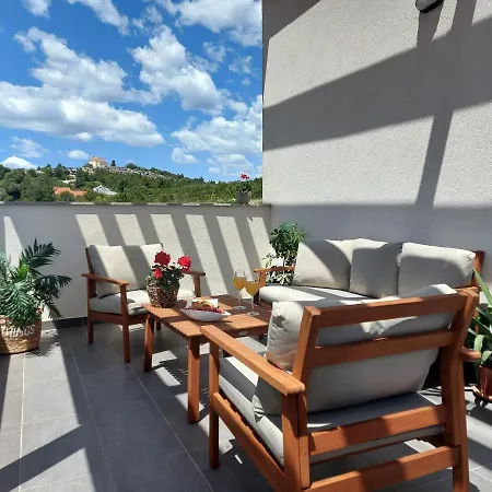 Villa Belitzein With Swimming Pool Sibenik
