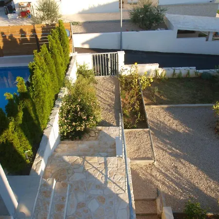 Villa Belitzein With Swimming Pool Sibenik